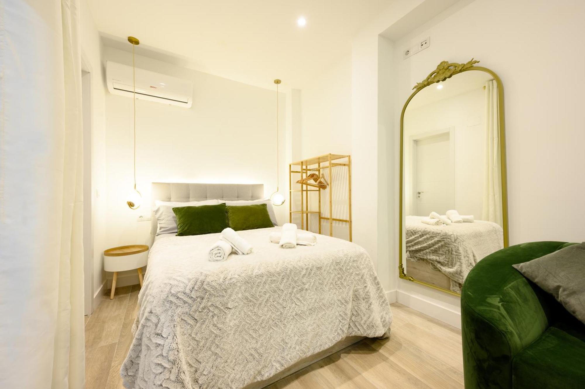 Estudio Malaga Center Living Exteriör bild